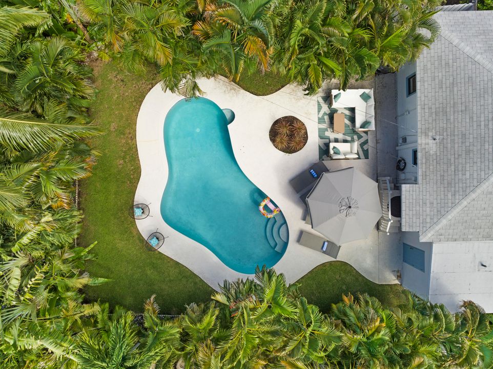 For Rent: $9,500 (4 beds, 2 baths, 1264 Square Feet)