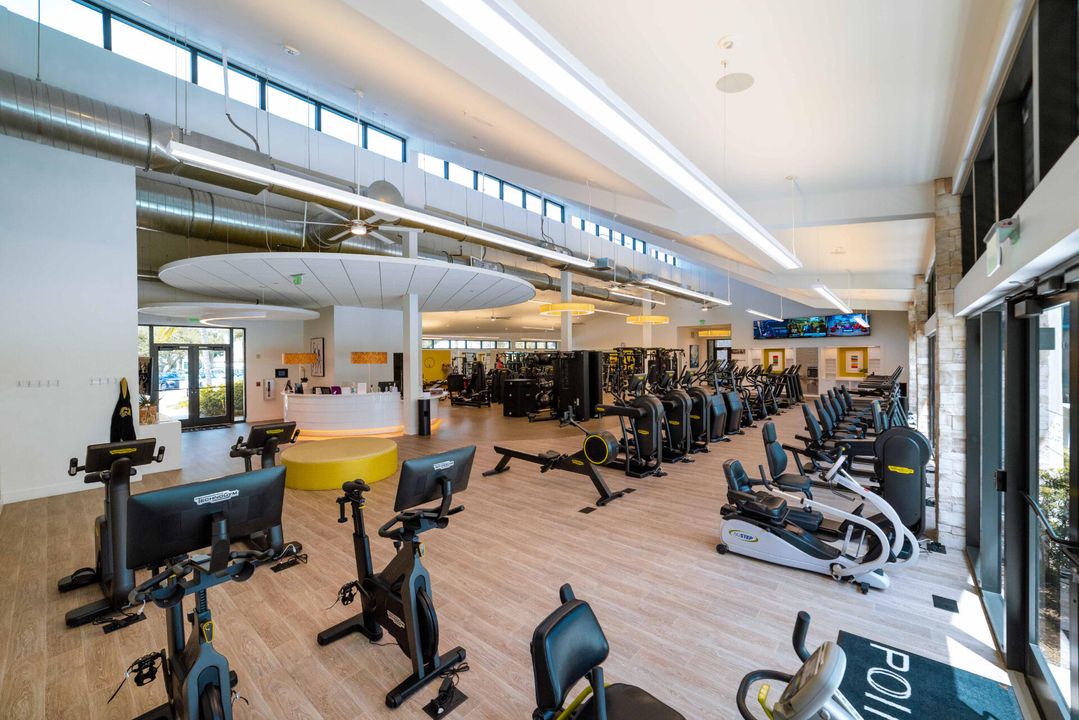 Activo con contrato: $390,000 (2 camas, 2 baños, 1300 Pies cuadrados)