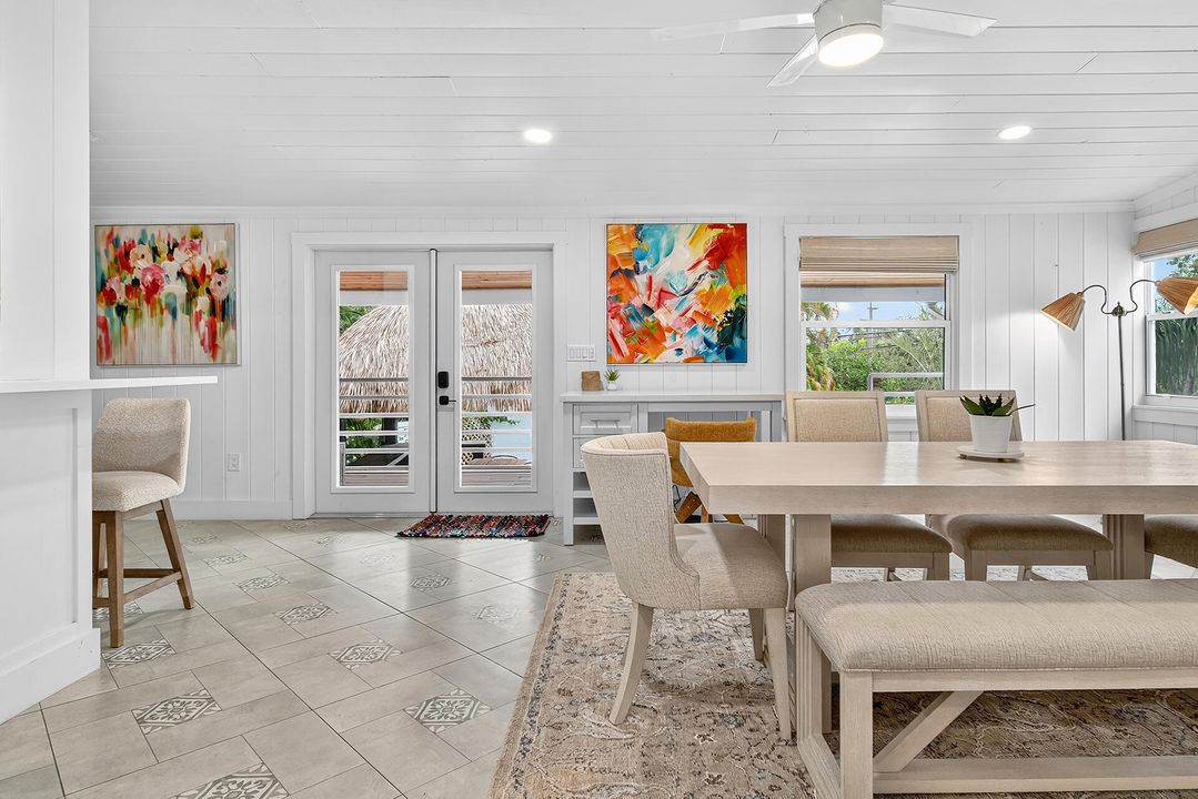 For Sale: $1,245,000 (3 beds, 2 baths, 1772 Square Feet)