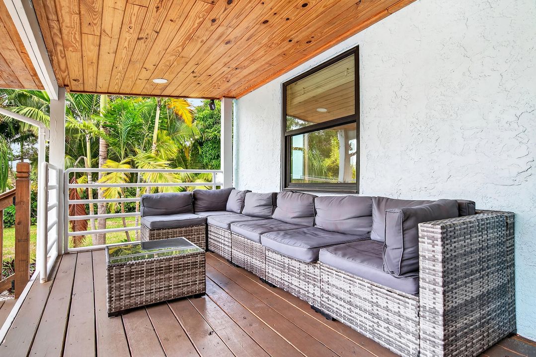 For Sale: $1,245,000 (3 beds, 2 baths, 1772 Square Feet)