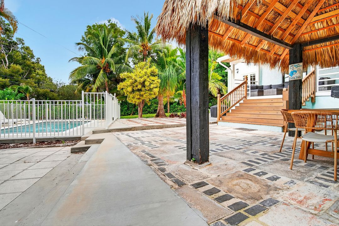 For Sale: $1,245,000 (3 beds, 2 baths, 1772 Square Feet)