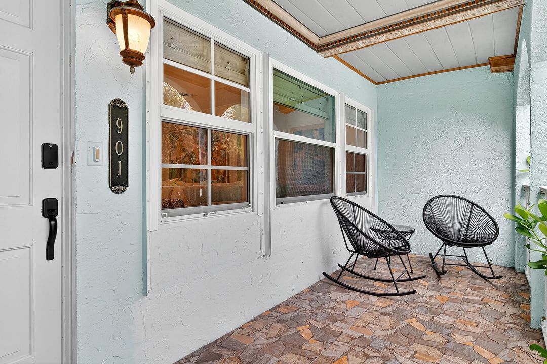 For Sale: $1,245,000 (3 beds, 2 baths, 1772 Square Feet)