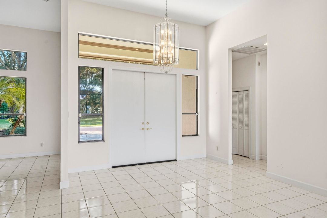 For Sale: $915,000 (4 beds, 4 baths, 3237 Square Feet)