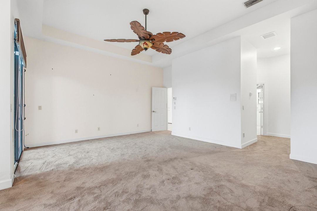 For Sale: $915,000 (4 beds, 4 baths, 3237 Square Feet)