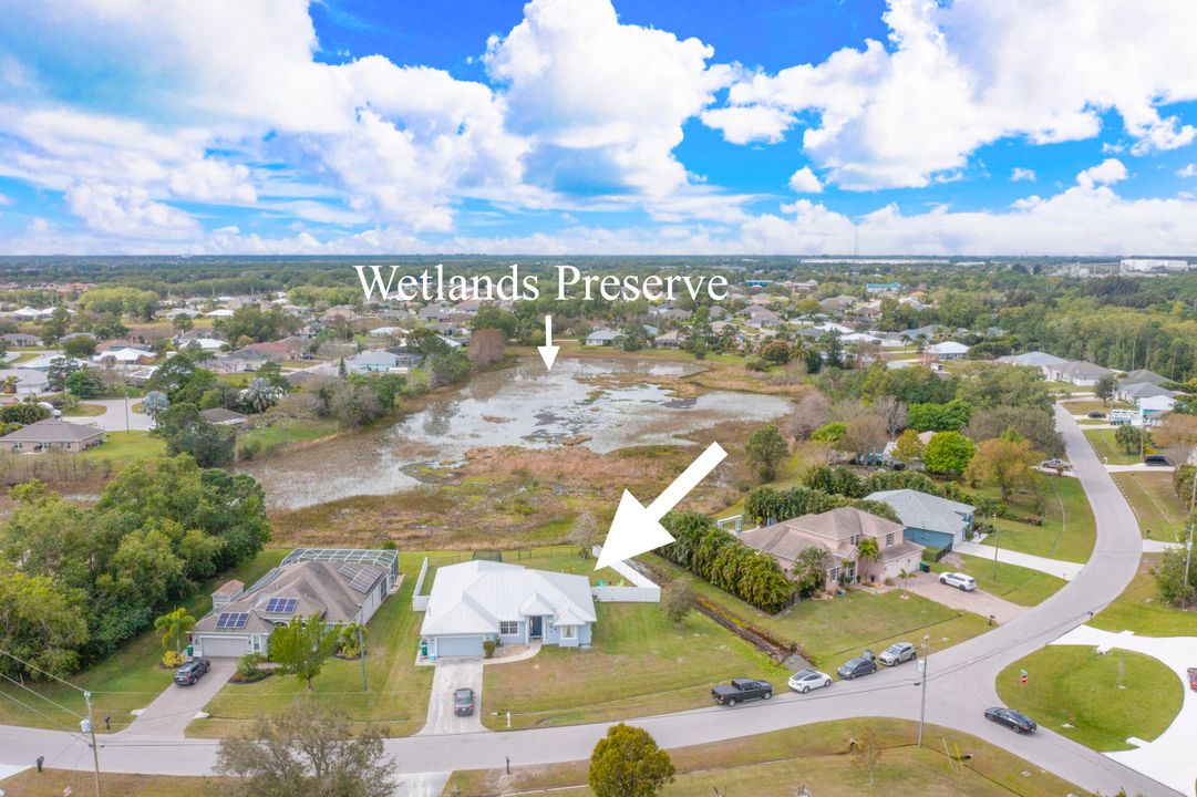 For Sale: $530,000 (4 beds, 2 baths, 2369 Square Feet)