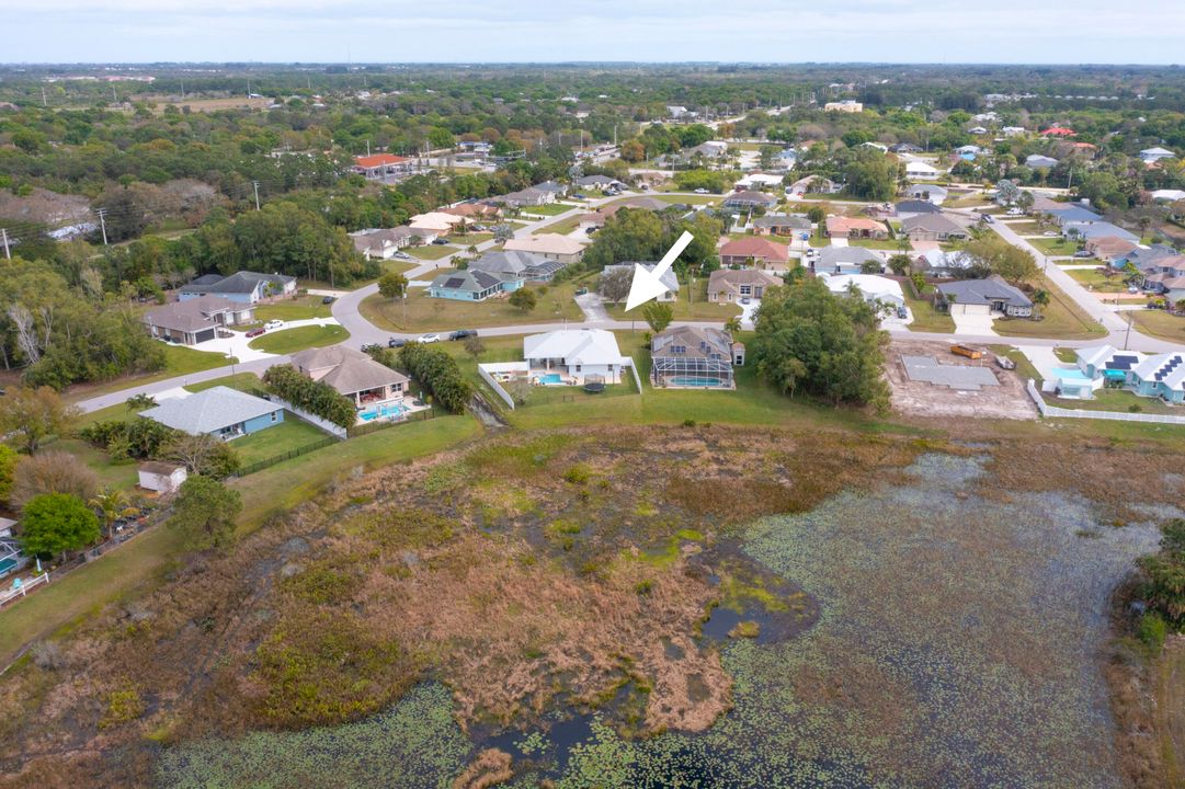 For Sale: $530,000 (4 beds, 2 baths, 2369 Square Feet)