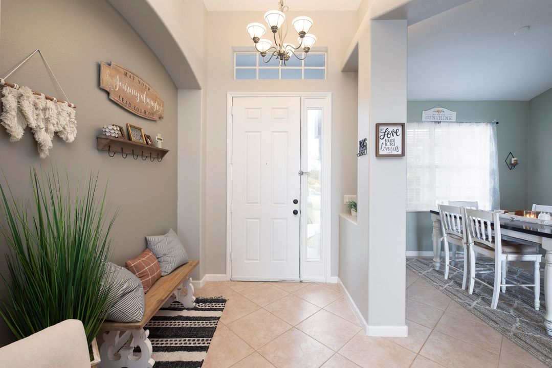 For Sale: $530,000 (4 beds, 2 baths, 2369 Square Feet)