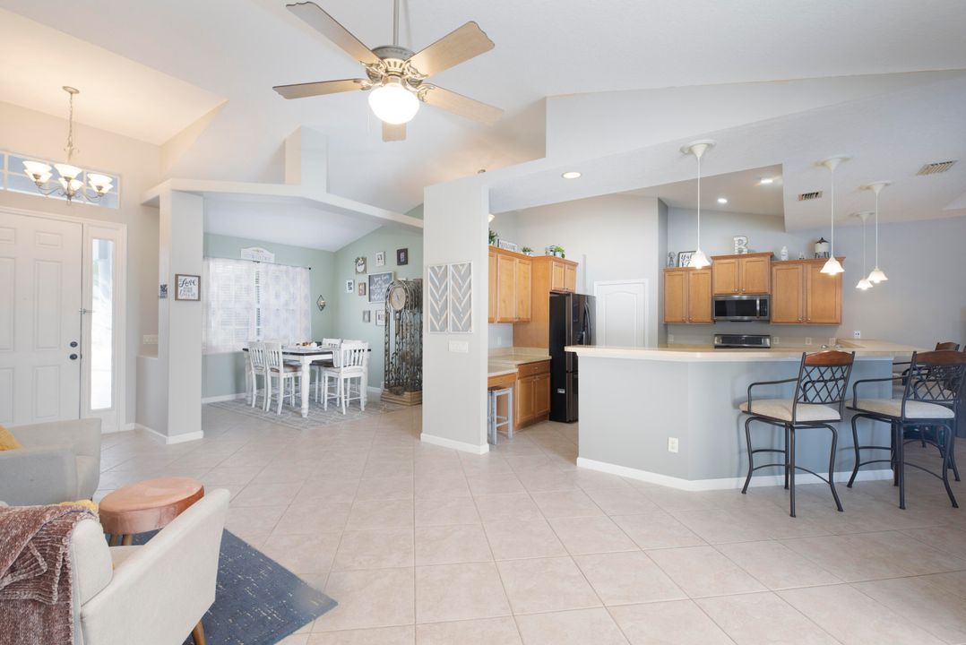For Sale: $530,000 (4 beds, 2 baths, 2369 Square Feet)