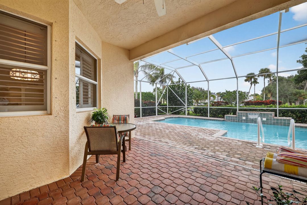 For Sale: $875,000 (2 beds, 2 baths, 1817 Square Feet)