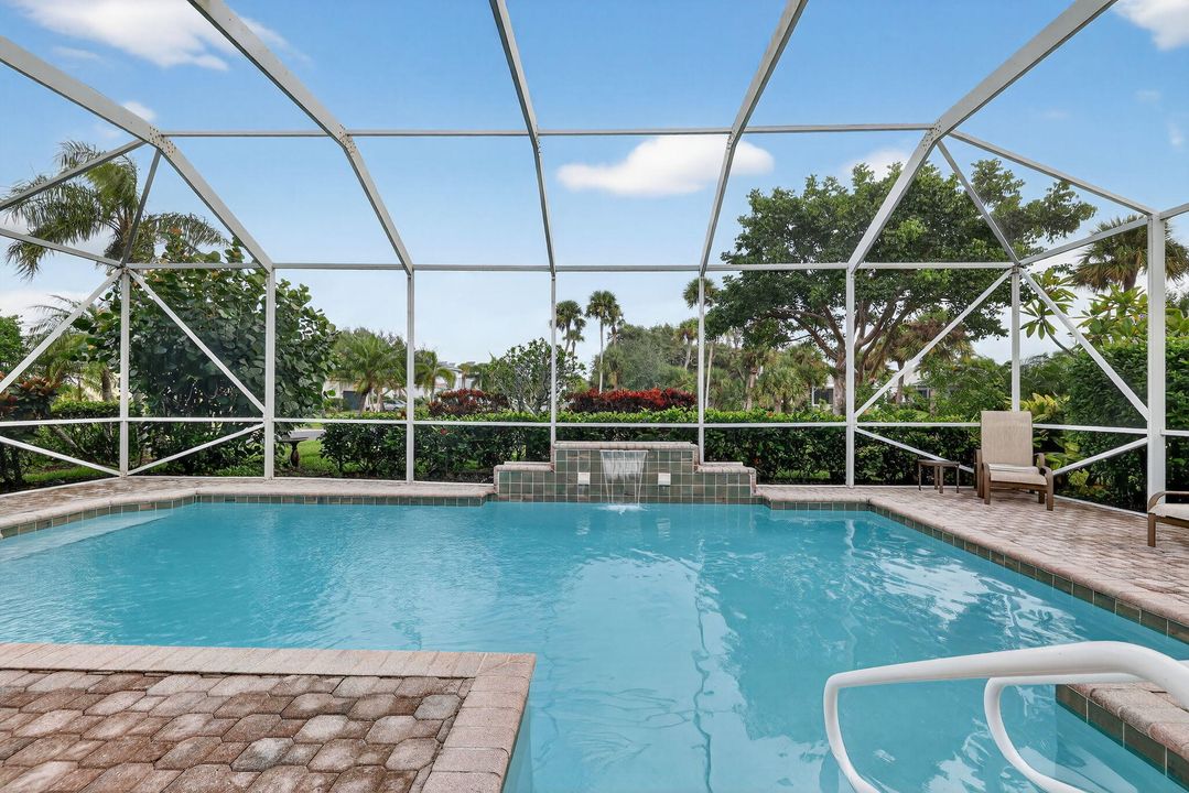 For Sale: $875,000 (2 beds, 2 baths, 1817 Square Feet)