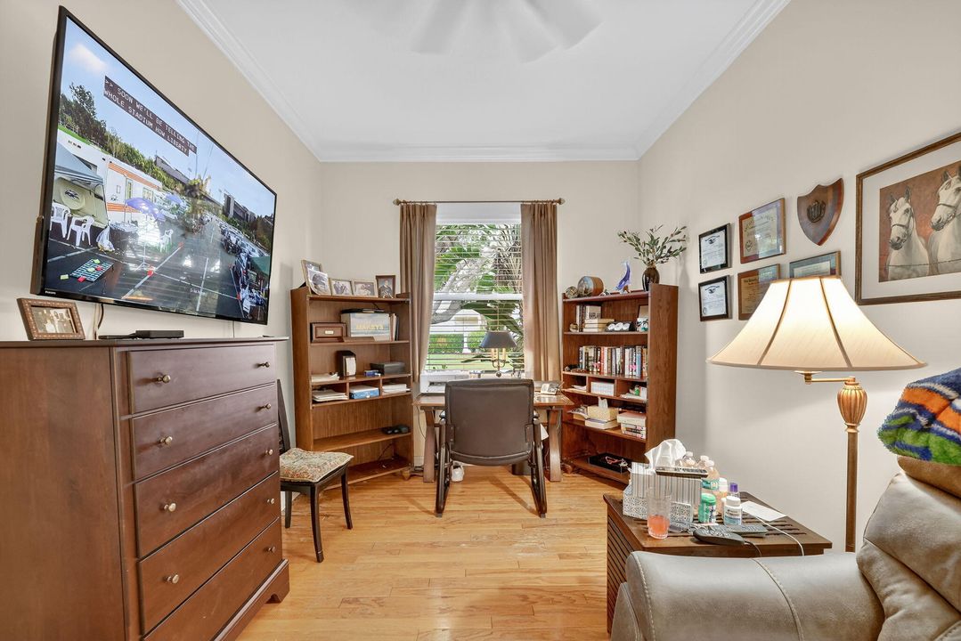 For Sale: $875,000 (2 beds, 2 baths, 1817 Square Feet)