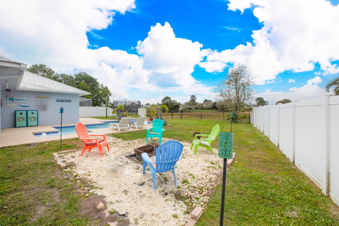 For Sale: $530,000 (4 beds, 2 baths, 2369 Square Feet)