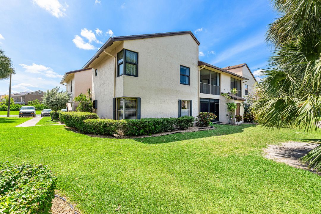 En Venta: $325,000 (2 camas, 2 baños, 1128 Pies cuadrados)