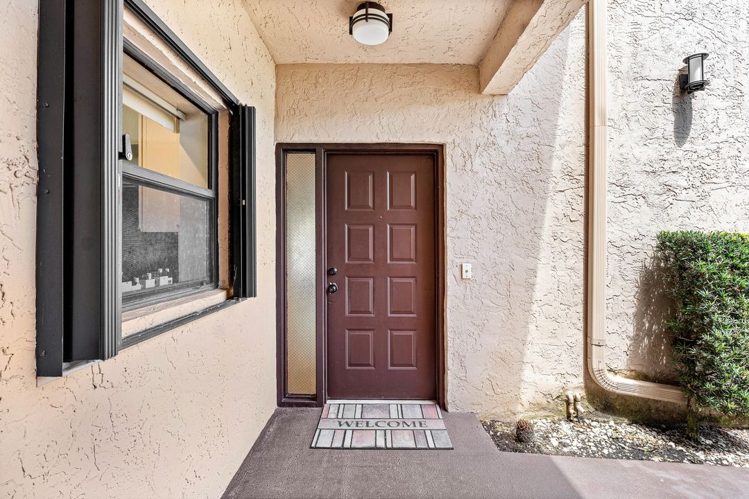 En Venta: $325,000 (2 camas, 2 baños, 1128 Pies cuadrados)