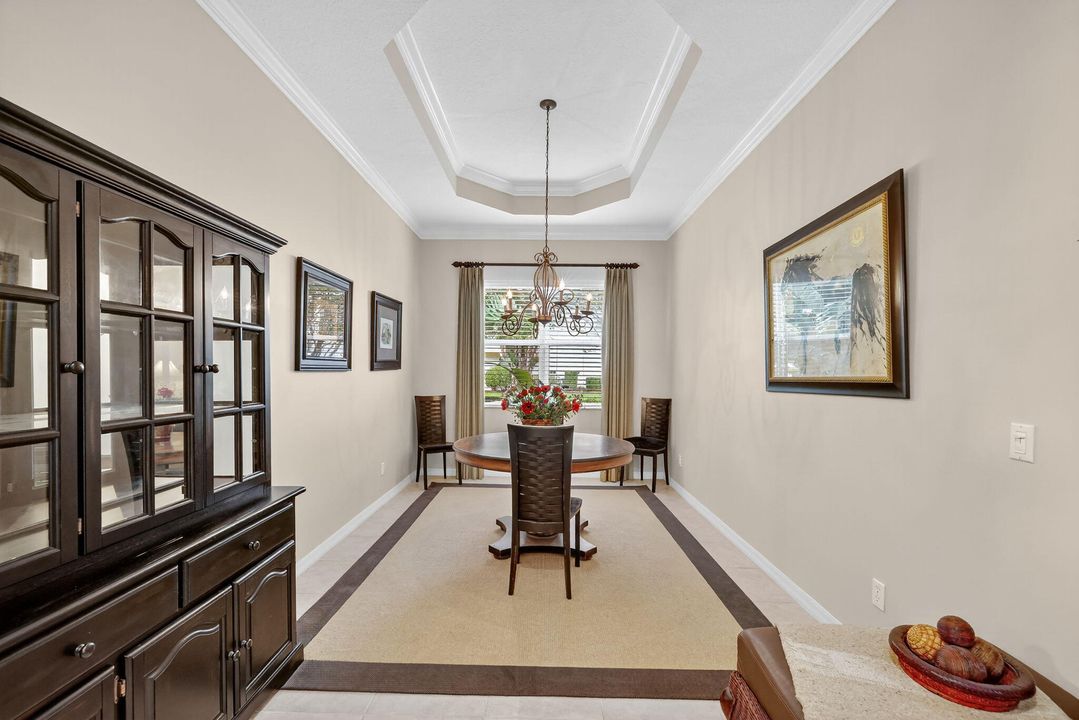 For Sale: $875,000 (2 beds, 2 baths, 1817 Square Feet)