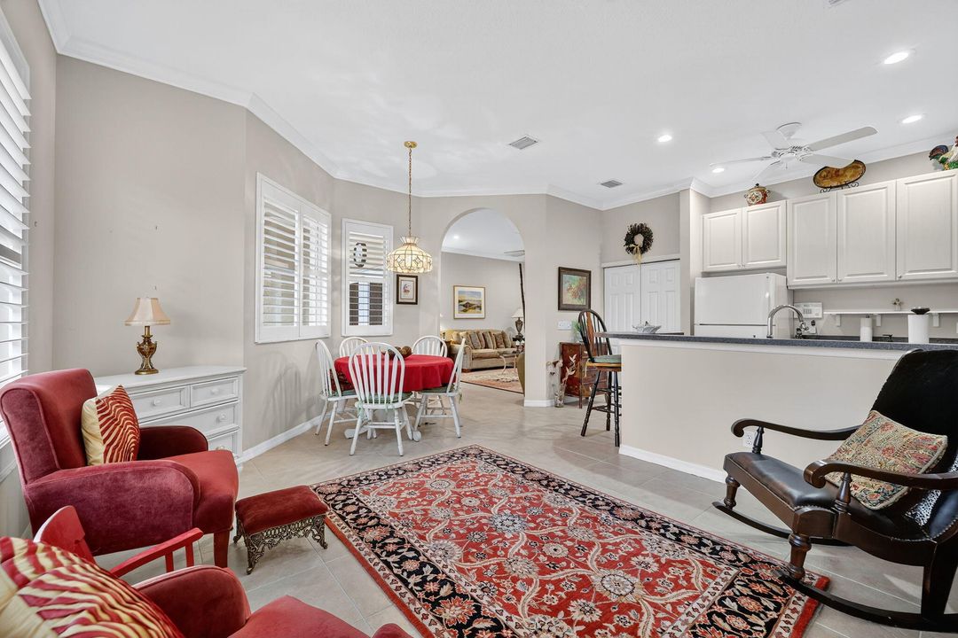 For Sale: $875,000 (2 beds, 2 baths, 1817 Square Feet)