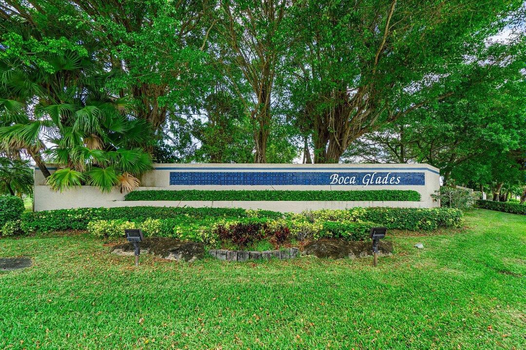 En Venta: $325,000 (2 camas, 2 baños, 1128 Pies cuadrados)