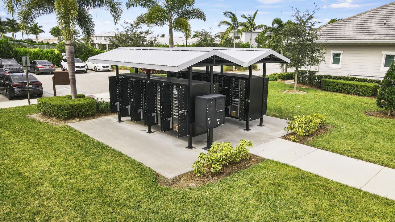 En Venta: $575,000 (4 camas, 2 baños, 2339 Pies cuadrados)