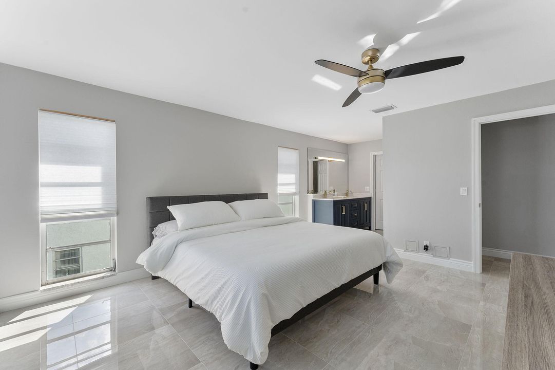 На продажу: $295,000 (2 спален, 2 ванн, 1167 Квадратных фут)