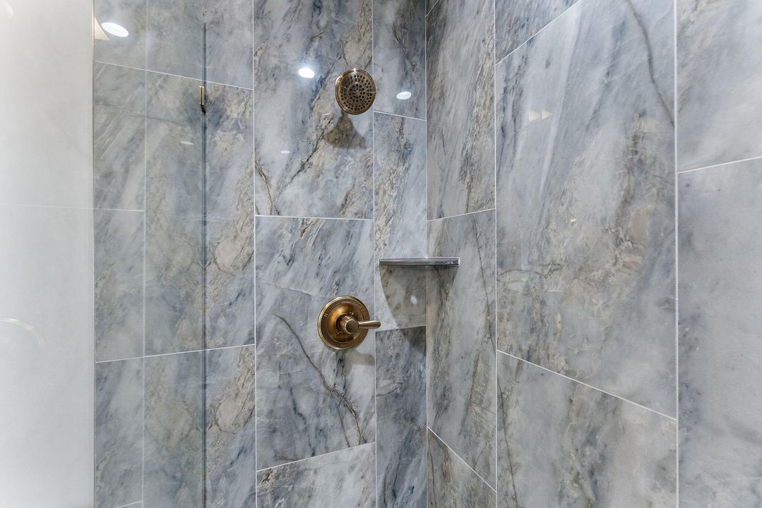 На продажу: $295,000 (2 спален, 2 ванн, 1167 Квадратных фут)