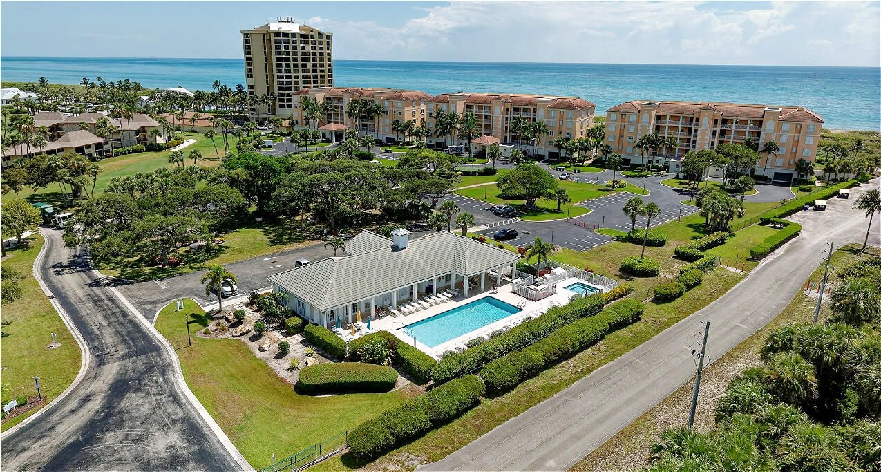 For Sale: $875,000 (2 beds, 2 baths, 1817 Square Feet)