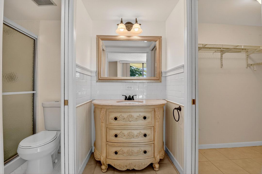 For Sale: $199,000 (2 beds, 2 baths, 1206 Square Feet)