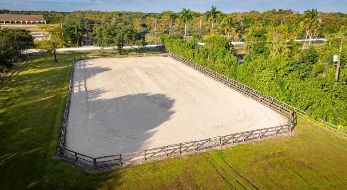 En Renta: $13,500 (6 camas, 4 baños, 3928 Pies cuadrados)