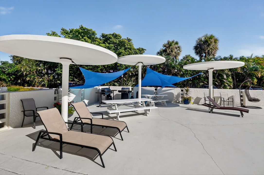 For Sale: $199,000 (2 beds, 2 baths, 1206 Square Feet)