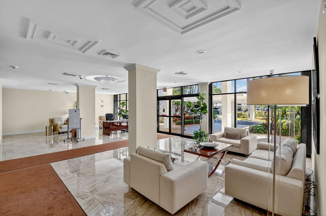 For Sale: $199,000 (2 beds, 2 baths, 1206 Square Feet)