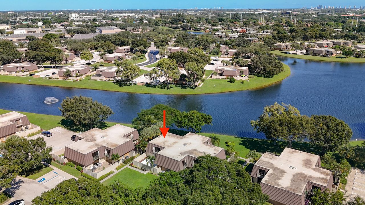 En Venta: $295,000 (2 camas, 2 baños, 1236 Pies cuadrados)