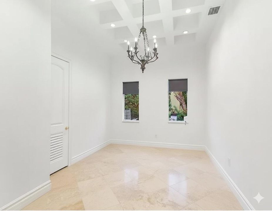 For Sale: $4,950,000 (6 beds, 6 baths, 6708 Square Feet)