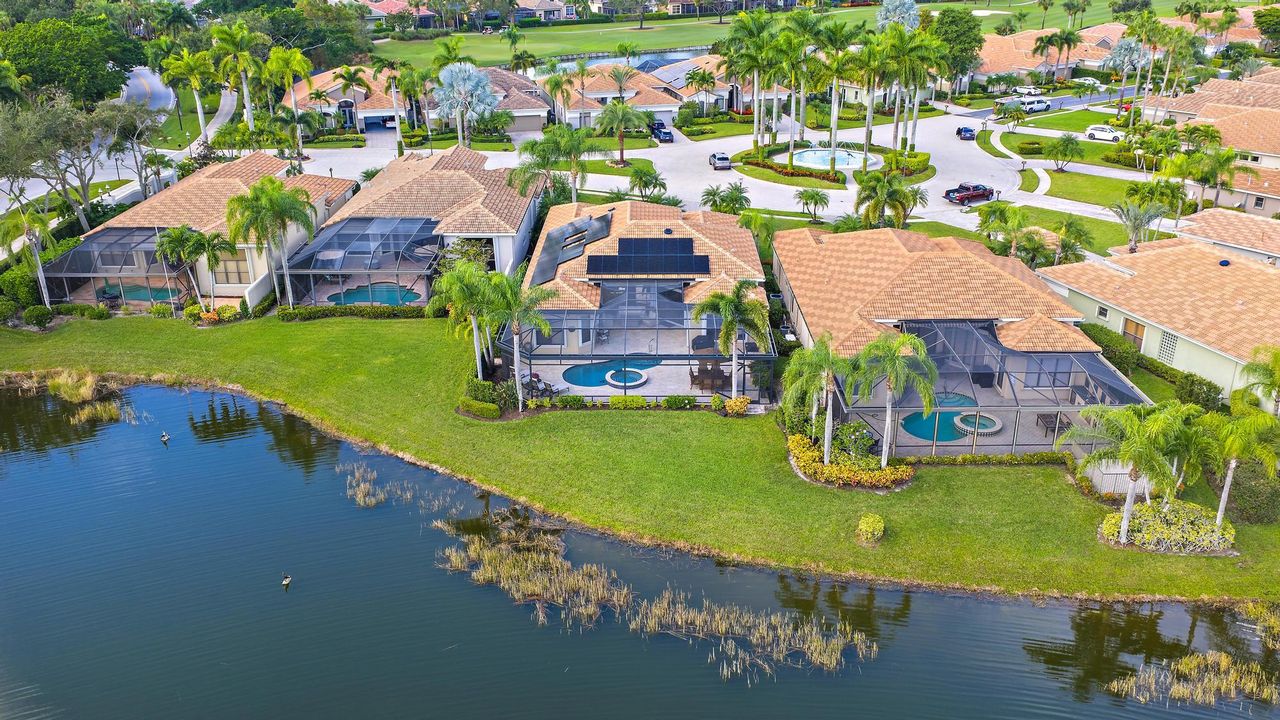 For Sale: $1,595,000 (3 beds, 3 baths, 2560 Square Feet)