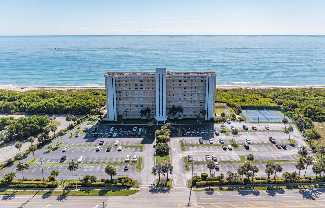 В аренду: $5,000 (2 спален, 2 ванн, 1040 Квадратных фут)