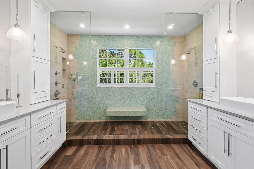 Active With Contract: $1,850,000 (5 beds, 4 baths, 3642 Square Feet)