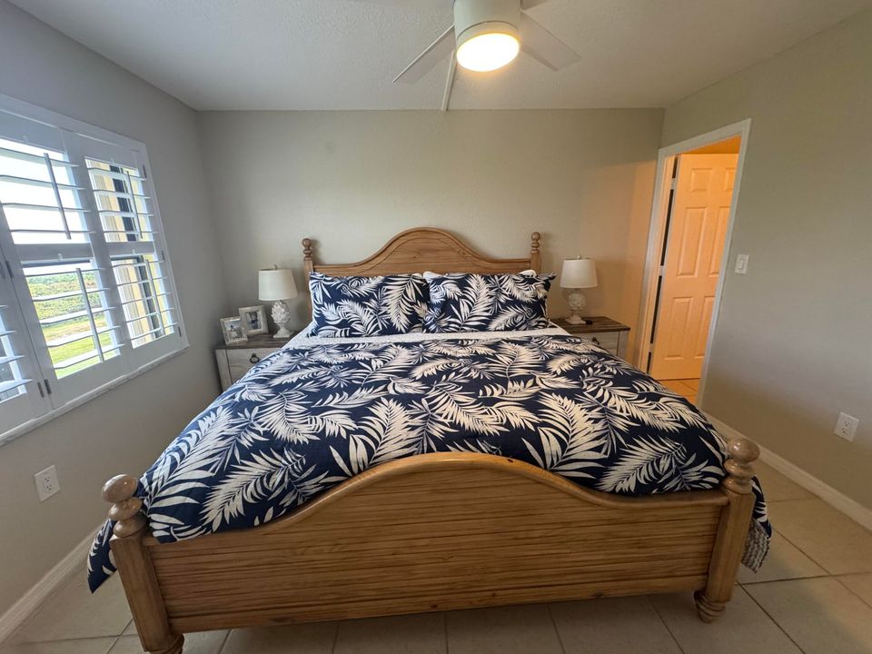 В аренду: $5,000 (2 спален, 2 ванн, 1040 Квадратных фут)