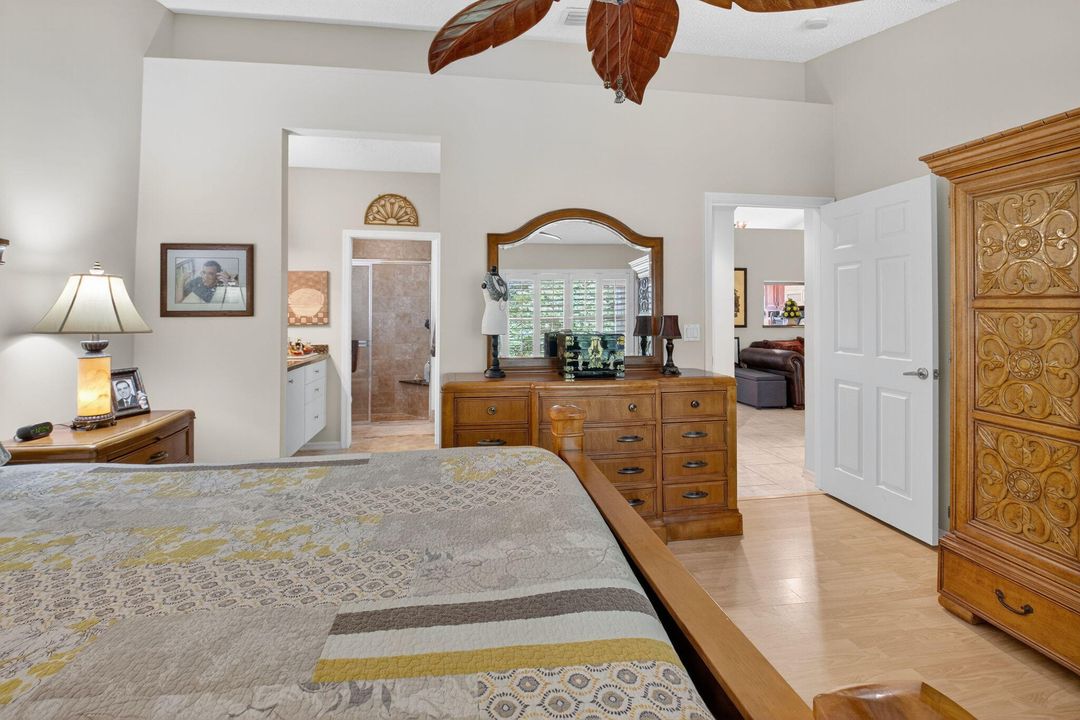 待售: $370,000 (3 贝兹, 2 浴室, 1555 平方英尺)