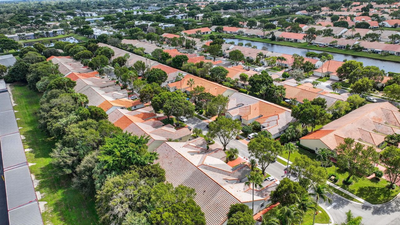 待售: $370,000 (3 贝兹, 2 浴室, 1555 平方英尺)