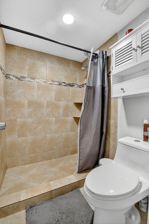 En Venta: $305,000 (2 camas, 2 baños, 1252 Pies cuadrados)