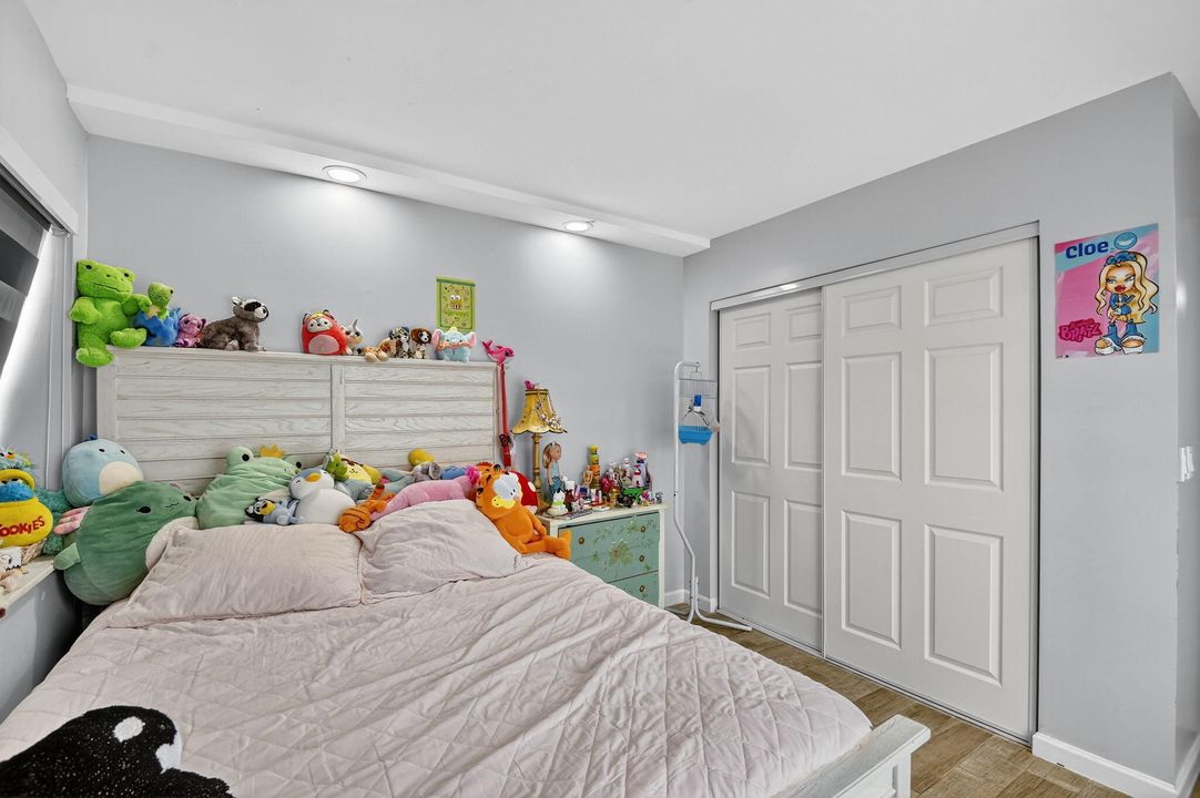 En Venta: $305,000 (2 camas, 2 baños, 1252 Pies cuadrados)