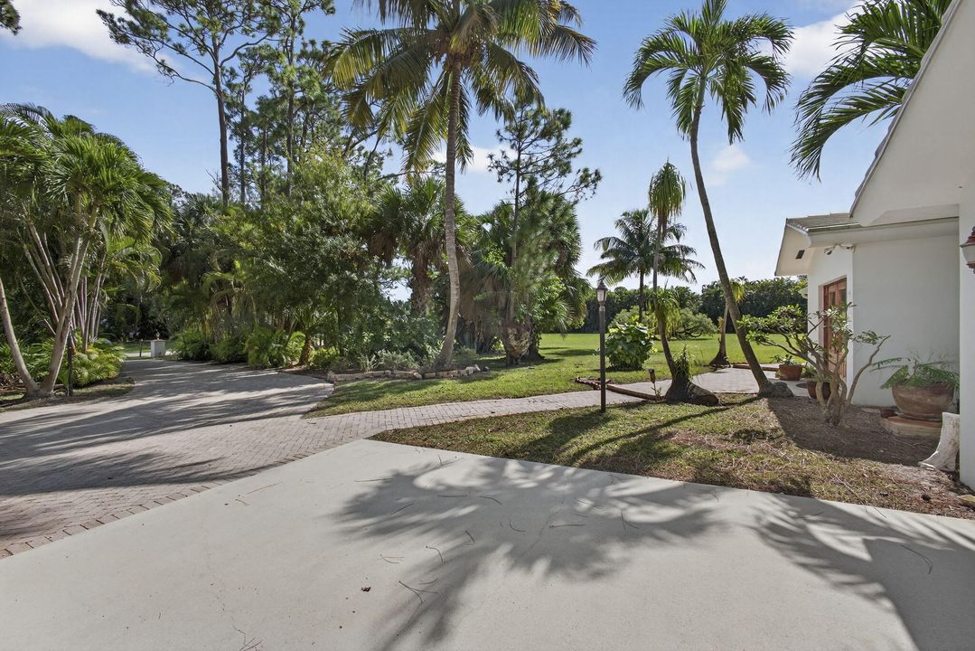 For Sale: $1,350,000 (3 beds, 2 baths, 1917 Square Feet)