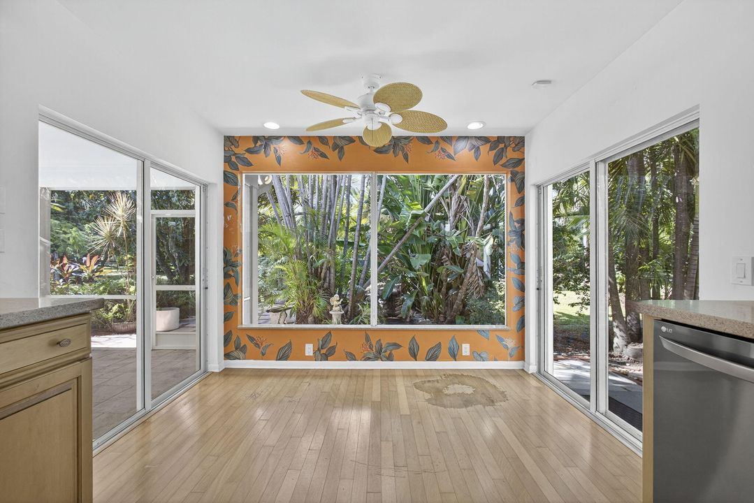 For Sale: $1,350,000 (3 beds, 2 baths, 1917 Square Feet)