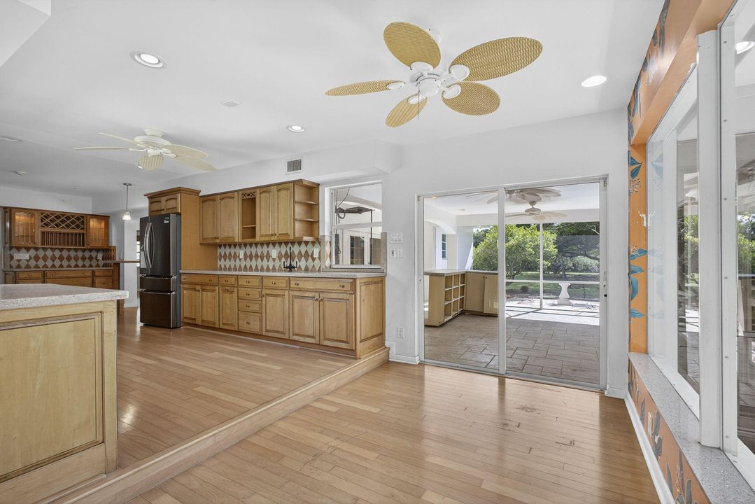 For Sale: $1,350,000 (3 beds, 2 baths, 1917 Square Feet)