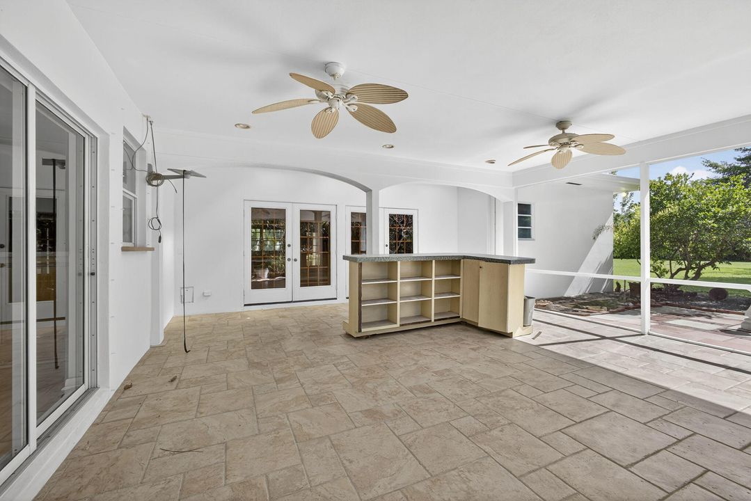 For Sale: $1,350,000 (3 beds, 2 baths, 1917 Square Feet)