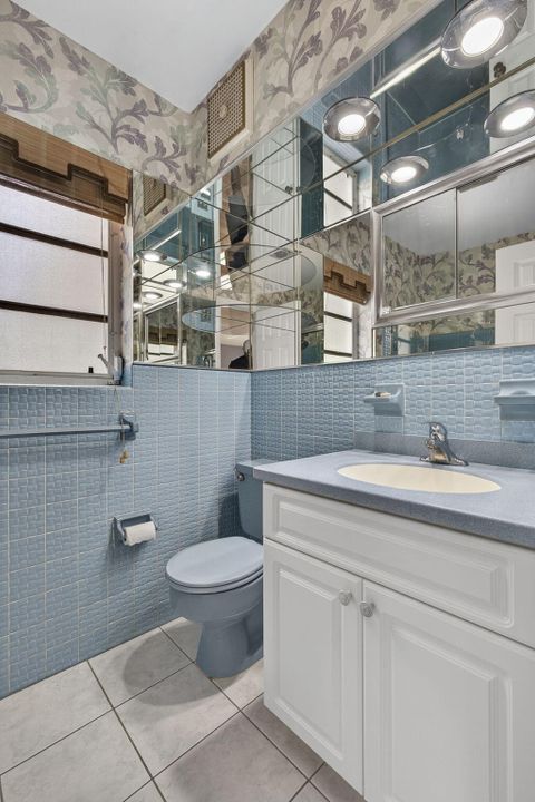 For Sale: $1,350,000 (3 beds, 2 baths, 1917 Square Feet)