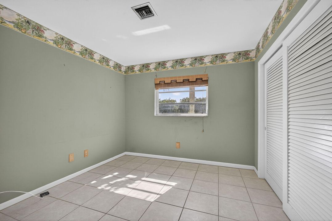 For Sale: $1,350,000 (3 beds, 2 baths, 1917 Square Feet)