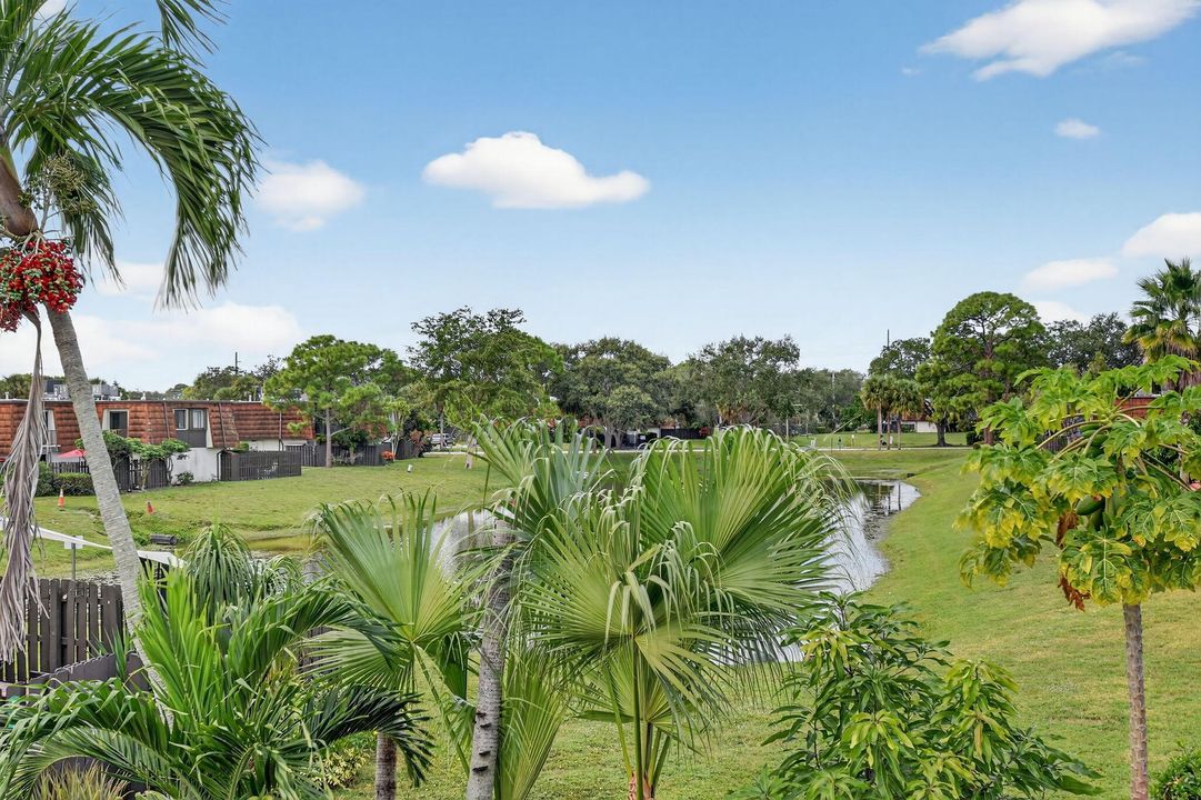 En Venta: $305,000 (2 camas, 2 baños, 1252 Pies cuadrados)