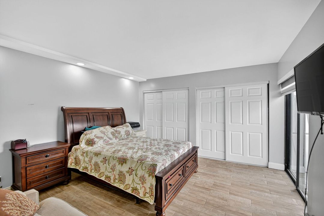 En Venta: $305,000 (2 camas, 2 baños, 1252 Pies cuadrados)