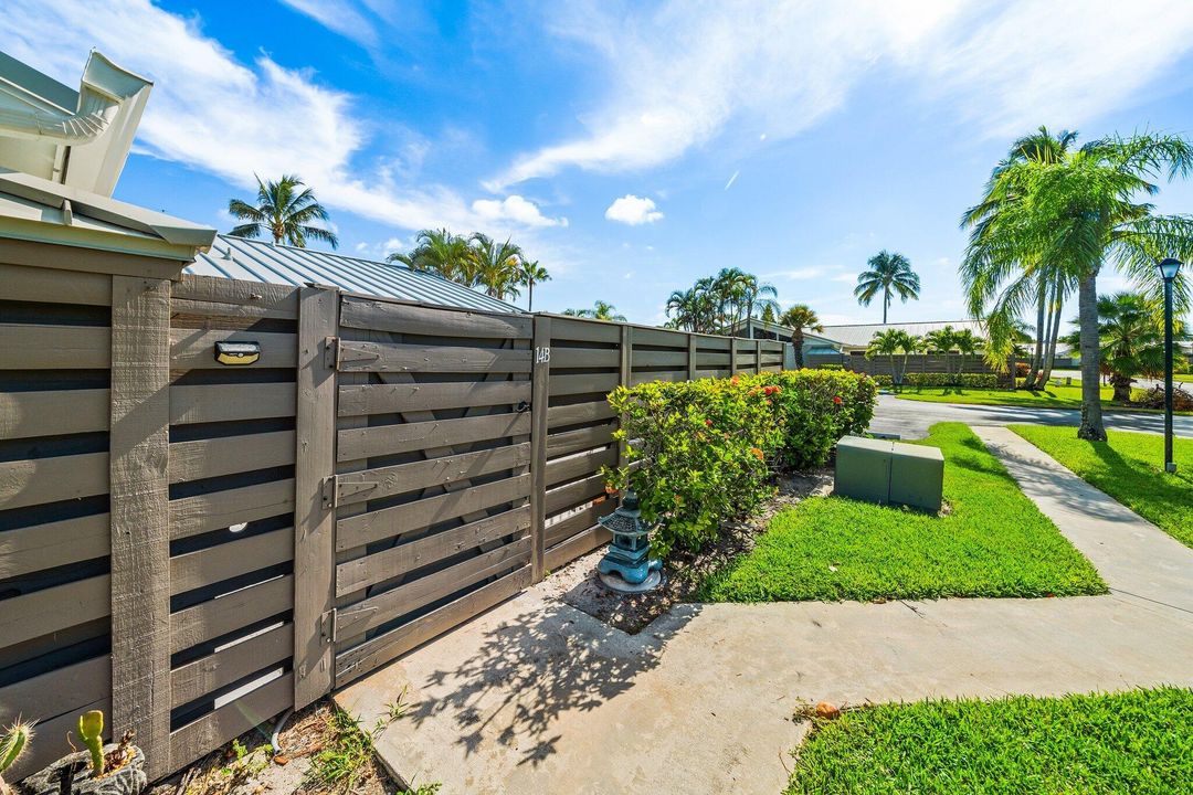 Activo con contrato: $525,000 (2 camas, 2 baños, 1100 Pies cuadrados)