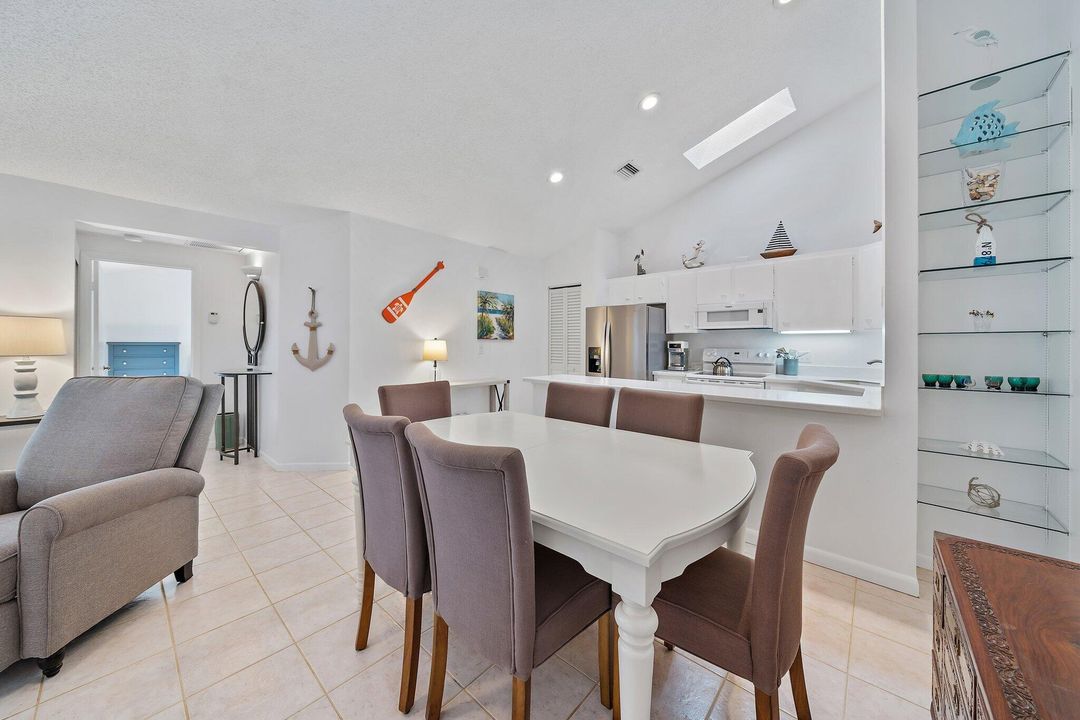 Activo con contrato: $525,000 (2 camas, 2 baños, 1100 Pies cuadrados)