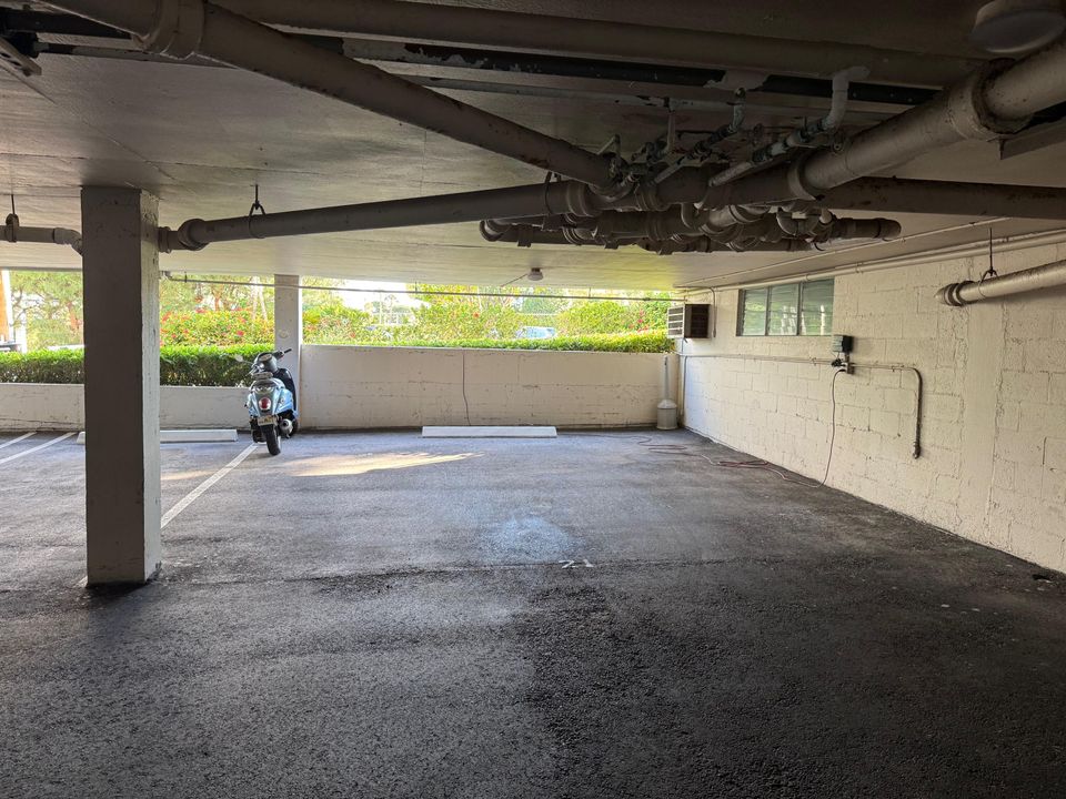 合同活跃: $2,250 (1 贝兹, 1 浴室, 673 平方英尺)